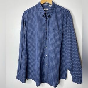 Great Condition. IZOD  Button Down Long Sleeve